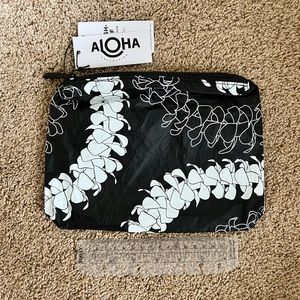 Aloha Collection Puakinikini pouch